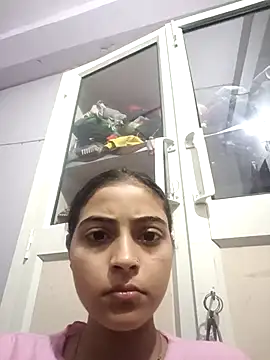 Snapshot of pikubaby chatting on 09/25/25, 06:55 pikubaby online show from 09/25/25, 06:55