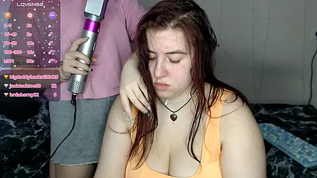 Snapshot of BettyandRich_ chatting on 02/09/25, 11:47 BettyandRich online show from 02/09/25, 11:47