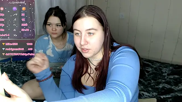 Snapshot of BettyandRich_ chatting on 02/20/25, 01:19 BettyandRich online show from 02/20/25, 01:19