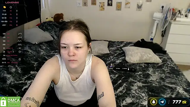 Snapshot of BettyandRich_ chatting on 06/17/26, 09:45 BettyandRich online show from 06/17/26, 09:45