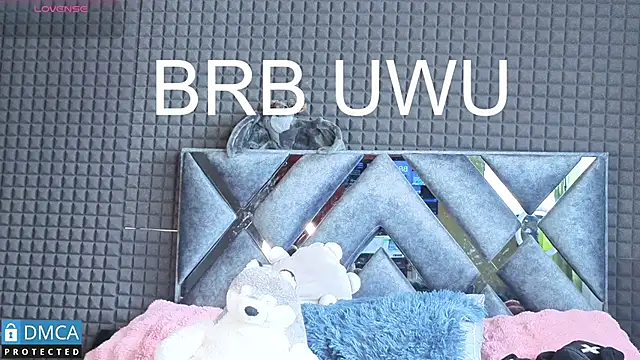 Snapshot of SolBeaumont1 chatting on 11/13/25, 07:02 SolBeaumont1 online show from 11/13/25, 07:02