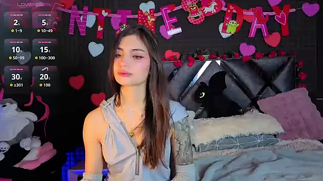 Snapshot of SolBeaumont1 chatting on 02/12/26, 11:55 SolBeaumont1 online show from 02/12/26, 11:55