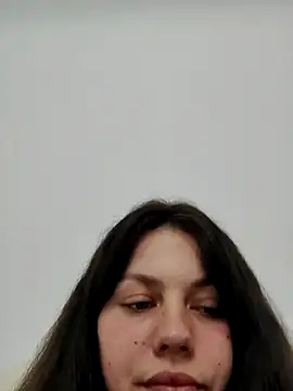 Snapshot of leeya_lee chatting on 02/03/25, 02:14 leeya lee online show from 02/03/25, 02:14