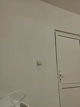 Snapshot of leeya_lee chatting on 03/21/25, 09:12 leeya lee online show from 03/21/25, 09:12