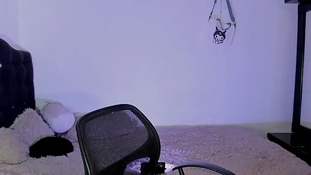 Snapshot of Ju_Kyung chatting on 02/03/25, 10:21 Ju Kyung online show from 02/03/25, 10:21