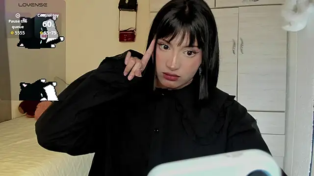 Snapshot of Ju_Kyung chatting on 10/31/25, 01:39 Ju Kyung online show from 10/31/25, 01:39