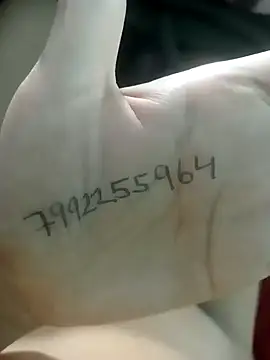 Snapshot of riteshika chatting on 03/10/25, 08:23 riteshika online show from 03/10/25, 08:23