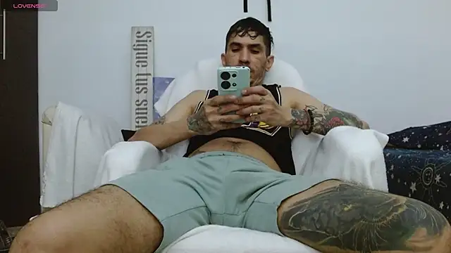 IaDoherty online show from 11/28/25, 07:33