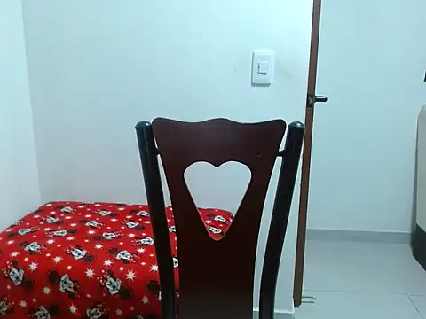 Snapshot of AllisonMillerHot chatting on 02/27/25, 11:10 AllisonMillerHot online show from 02/27/25, 11:10