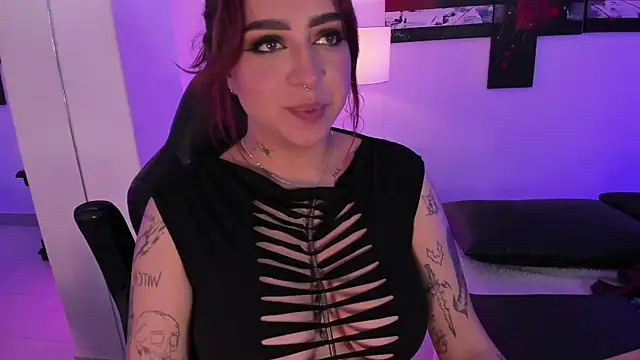 AnnikaMerliahh  online show from 02/21/25, 06:26