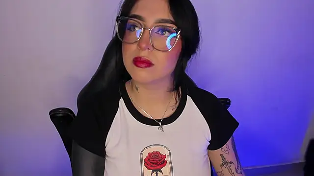 AnnikaMerliahh  online show from 10/11/25, 03:50