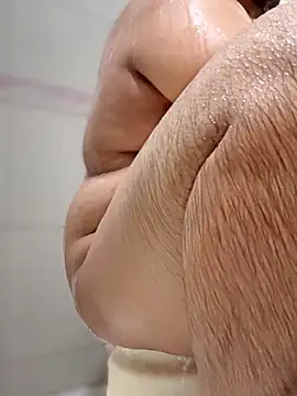 Snapshot of ved240 chatting on 03/05/26, 06:48 ved240 online show from 03/05/26, 06:48