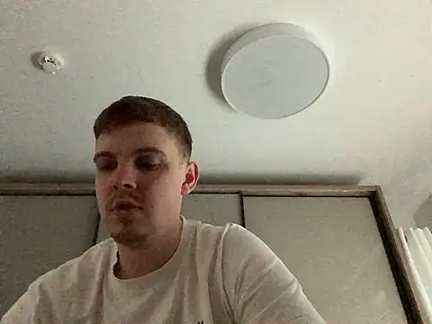 Snapshot of neilho1 chatting on 03/03/25, 06:48 neilho1 online show from 03/03/25, 06:48