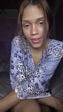 Snapshot of Cositarica_69 chatting on 06/17/26, 12:50 Cositarica 69 online show from 06/17/26, 12:50