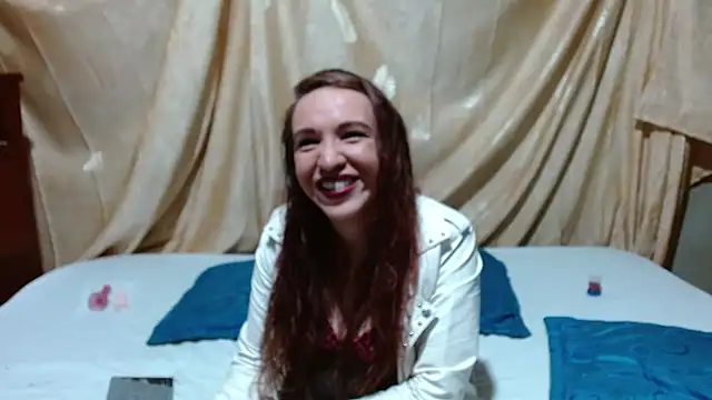 Snapshot of Sydney_kanee chatting on 10/12/25, 03:49 Sydney kanee online show from 10/12/25, 03:49