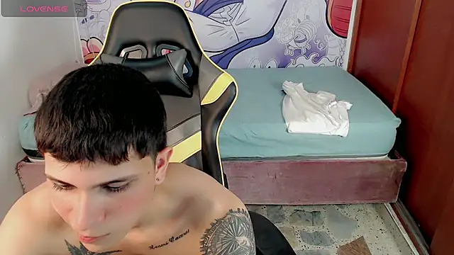 Brayan lopezz online show from 01/28/25, 03:57