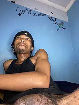 Snapshot of BlueIceCube chatting on 12/19/24, 09:49 BlueIceCube online show from 12/19/24, 09:49