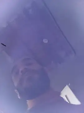 Snapshot of Atabey_65 chatting on 11/05/25, 09:42 Atabey 65 online show from 11/05/25, 09:42