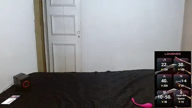 cherrydelioncourt online show from 01/07/25, 05:33