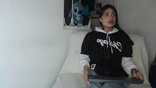 skinny sweet2411 online show from 10/13/25, 09:26