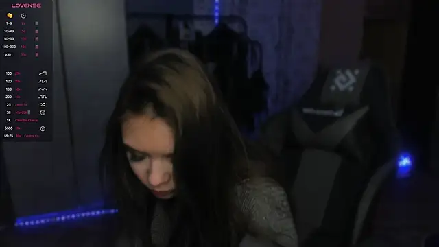 SweetyDeviliya online show from 11/28/25, 01:36