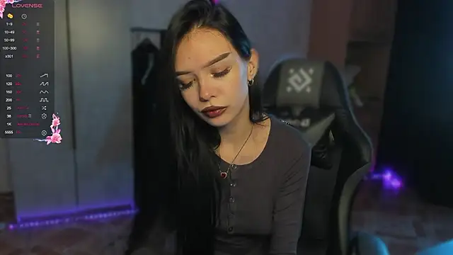 Snapshot of SweetyDeviliya chatting on 02/16/26, 03:24 SweetyDeviliya online show from 02/16/26, 03:24