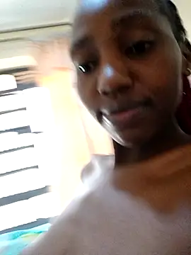 Beee25 online show from 12/01/25, 08:52