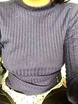 Snapshot of hottysameera chatting on 01/16/25, 05:00 hottysameera online show from 01/16/25, 05:00