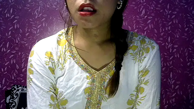 Snapshot of sanjana-77 chatting on 01/23/25, 07:29 sanjana-77 online show from 01/23/25, 07:29