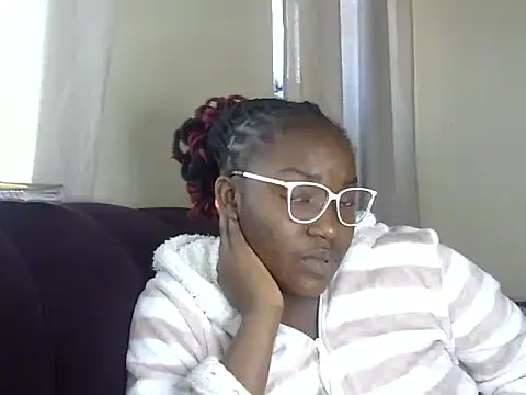 Snapshot of Chichii- chatting on 03/01/26, 01:13 Chichii- online show from 03/01/26, 01:13