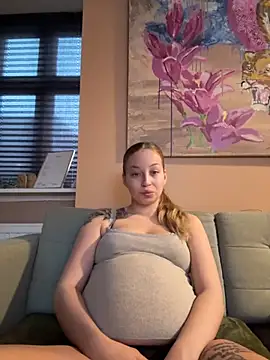 Snapshot of Hr_Frk_Olsen chatting on 11/05/25, 01:11 Hr Frk Olsen online show from 11/05/25, 01:11