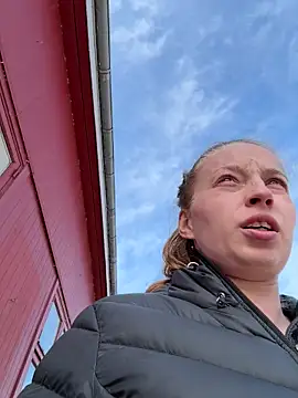 Snapshot of Hr_Frk_Olsen chatting on 03/17/26, 11:57 Hr Frk Olsen online show from 03/17/26, 11:57