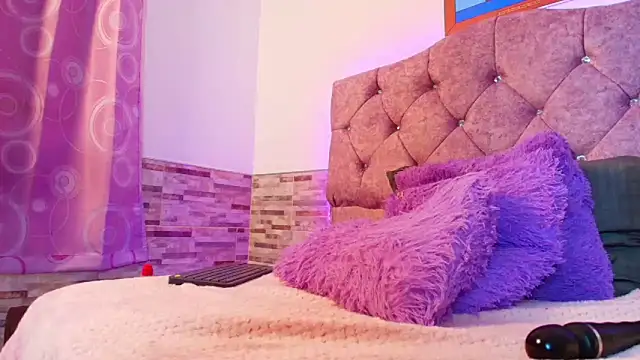 Melannytaylor online show from 03/12/25, 03:29