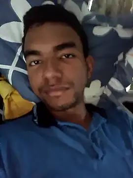 Reynold2608 online show from 11/29/25, 04:32