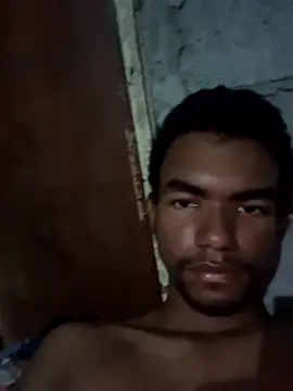 Snapshot of Reynold2608 chatting on 01/18/26, 12:03 Reynold2608 online show from 01/18/26, 12:03