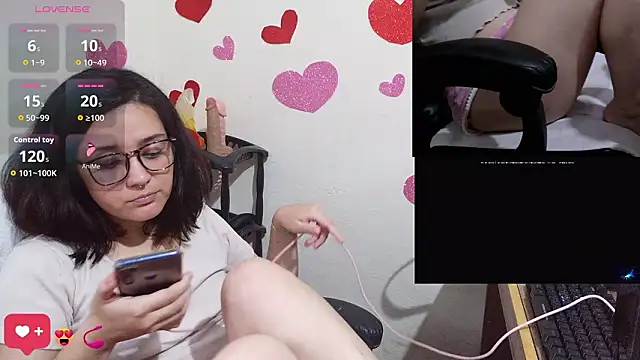 Snapshot of sobresalinaa chatting on 03/12/26, 12:00 sobresalinaa online show from 03/12/26, 12:00