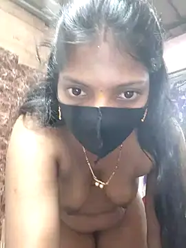 Snapshot of queensenorita chatting on 01/15/26, 08:19 queensenorita online show from 01/15/26, 08:19