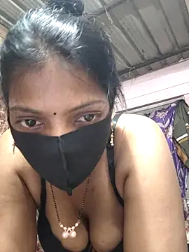 Snapshot of queensenorita chatting on 02/28/26, 09:32 queensenorita online show from 02/28/26, 09:32