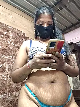 Snapshot of queensenorita chatting on 03/22/26, 05:38 queensenorita online show from 03/22/26, 05:38