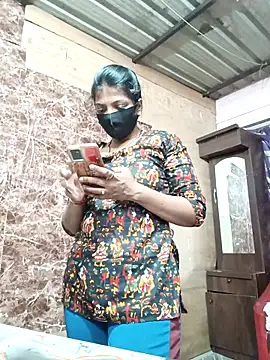 Snapshot of queensenorita chatting on 03/27/26, 08:20 queensenorita online show from 03/27/26, 08:20