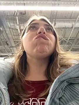 Sunny   Bunny online show from 12/14/24, 04:20