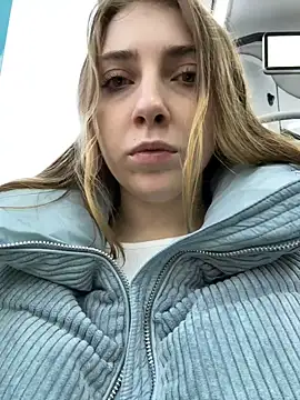 Sunny   Bunny online show from 12/19/24, 12:12