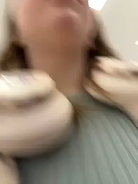 Sunny   Bunny online show from 01/19/25, 02:28