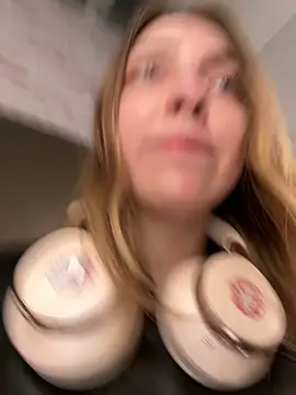 Sunny   Bunny online show from 03/13/25, 05:50