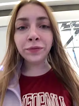 Sunny   Bunny online show from 09/18/25, 08:16