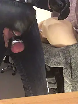 Snapshot of Inseminator69 chatting on 01/03/25, 10:31 Inseminator69 online show from 01/03/25, 10:31