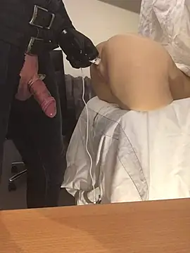 Snapshot of Inseminator69 chatting on 01/07/25, 12:20 Inseminator69 online show from 01/07/25, 12:20