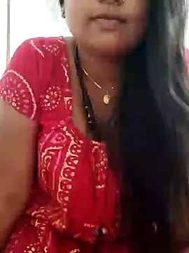 Snapshot of Priya_2222 chatting on 01/22/25, 11:01 Priya 2222 online show from 01/22/25, 11:01