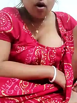 Snapshot of Priya_2222 chatting on 02/01/25, 10:48 Priya 2222 online show from 02/01/25, 10:48