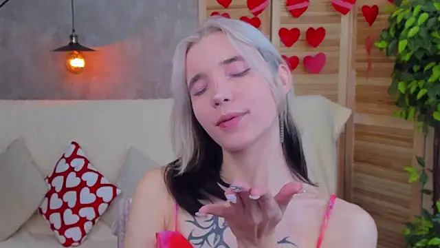 Snapshot of as1an_girlfriend chatting on 02/16/25, 04:09 as1an girlfriend online show from 02/16/25, 04:09